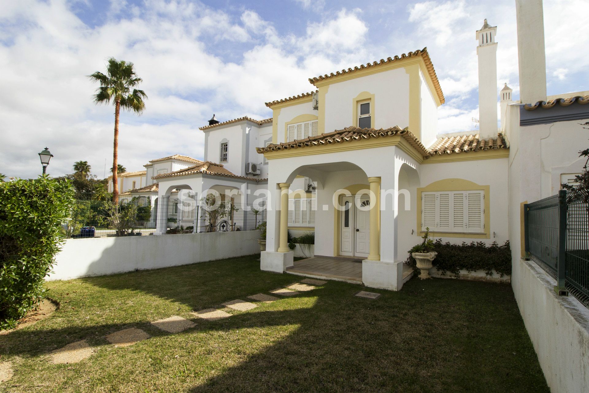 Town House T3, Algarve, Almancil