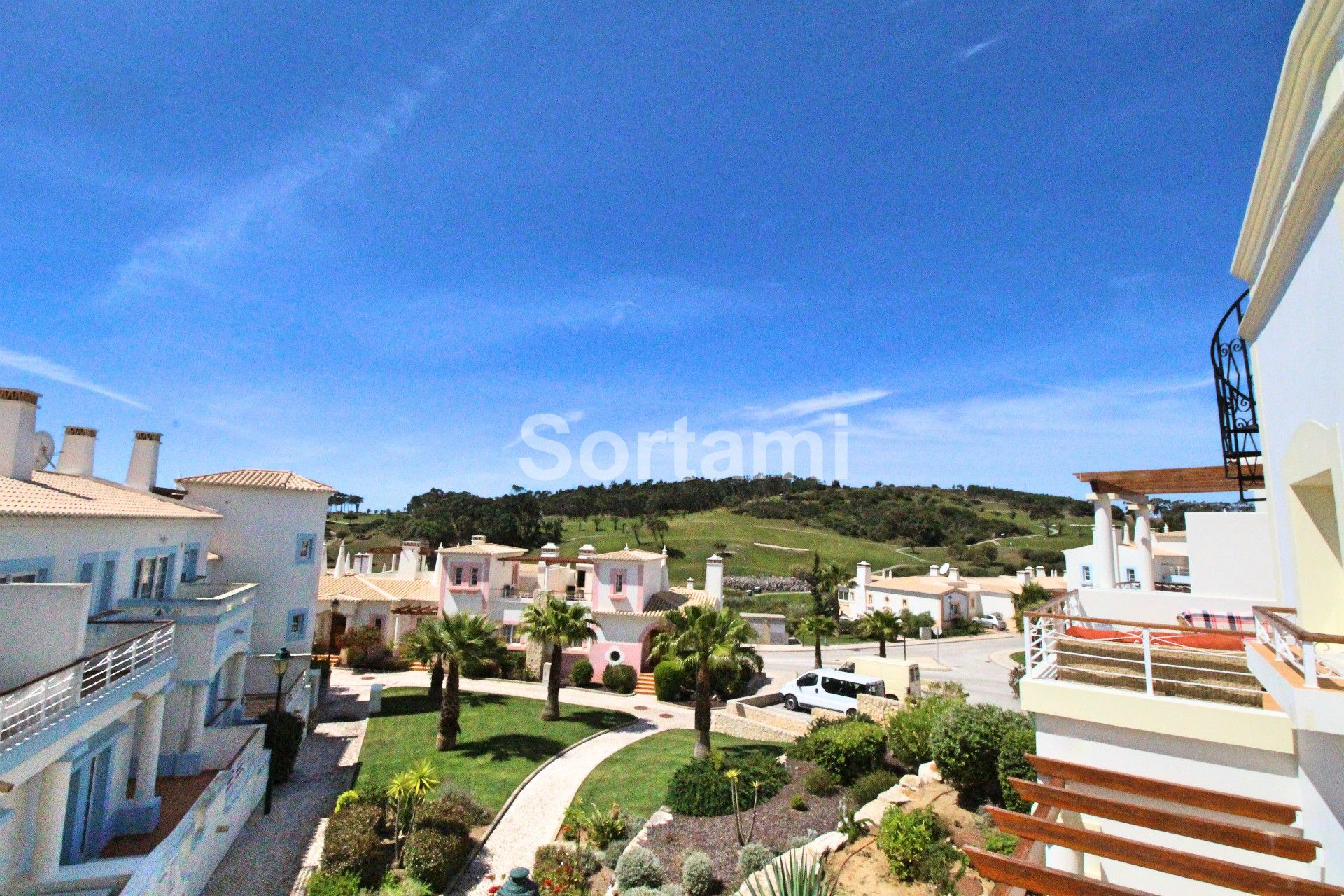 Moradia em Banda T2 Algarve, Vila do Bispo